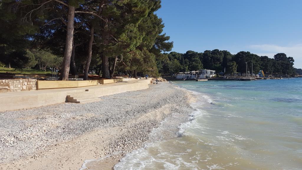 Apartments Villa Anton Porec Exterior photo